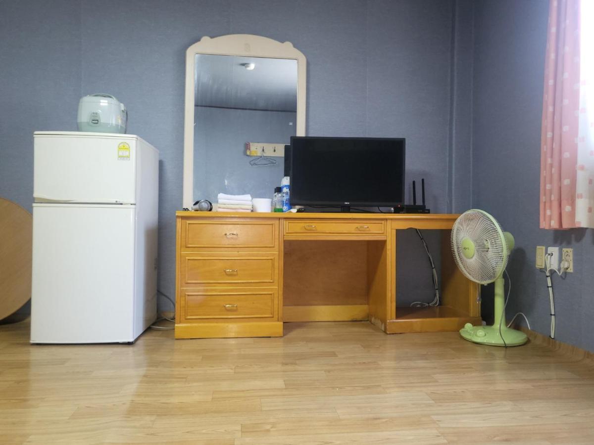 Motel Songwol Park Sokcho Esterno foto