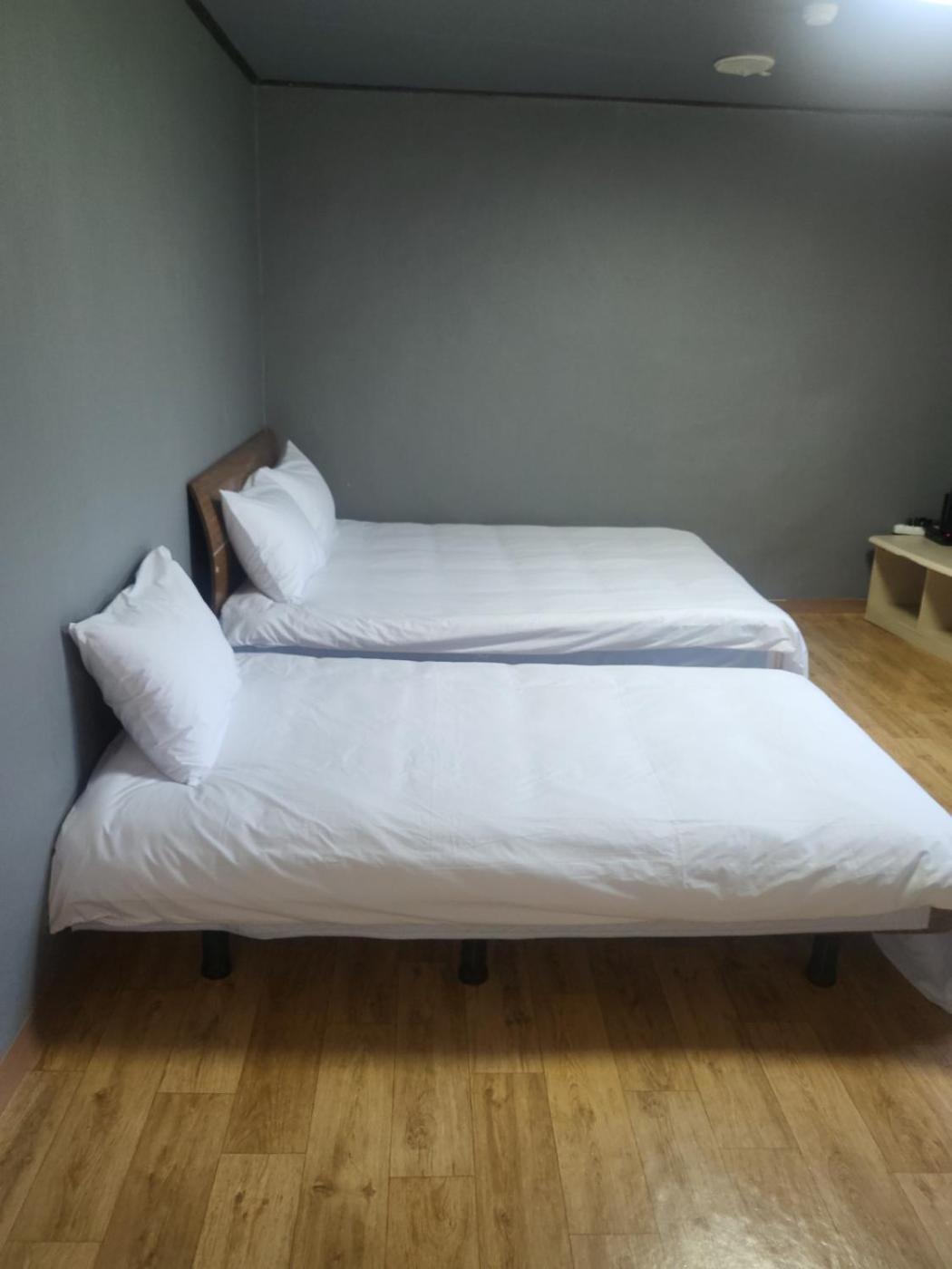 Motel Songwol Park Sokcho Esterno foto